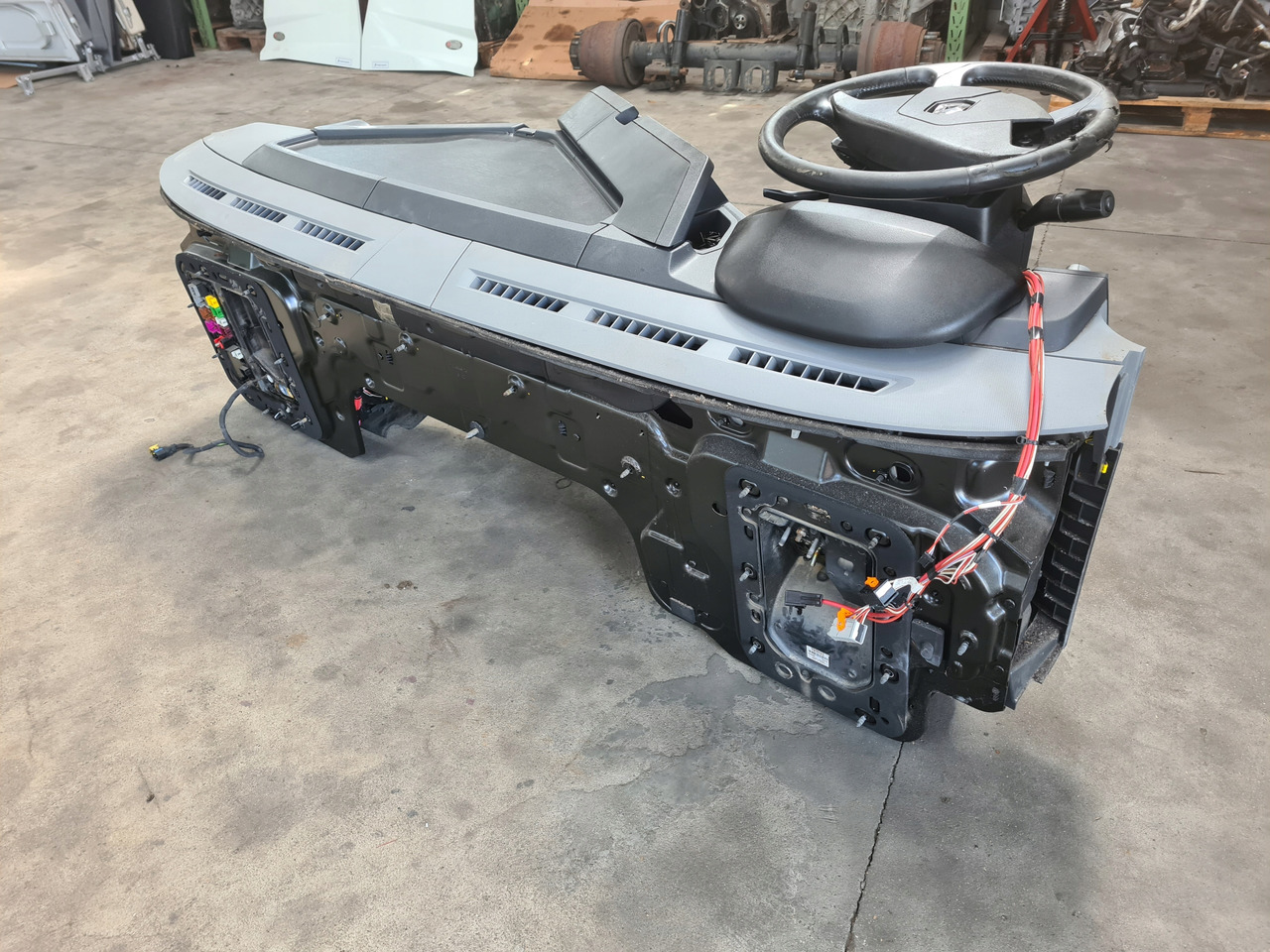 RENAULT KONSOLA KOMPLETNA KOKPIT DESKA ROZDZIELCZA PRZEKŁADKA ANGLIKA RENAULT GAMA T RANGE - Komandna tabla za Kamion: slika 3 RENAULT KONSOLA KOMPLETNA KOKPIT DESKA ROZDZIELCZA PRZEKŁADKA ANGLIKA RENAULT GAMA T RANGE - Komandna tabla za Kamion: slika 3