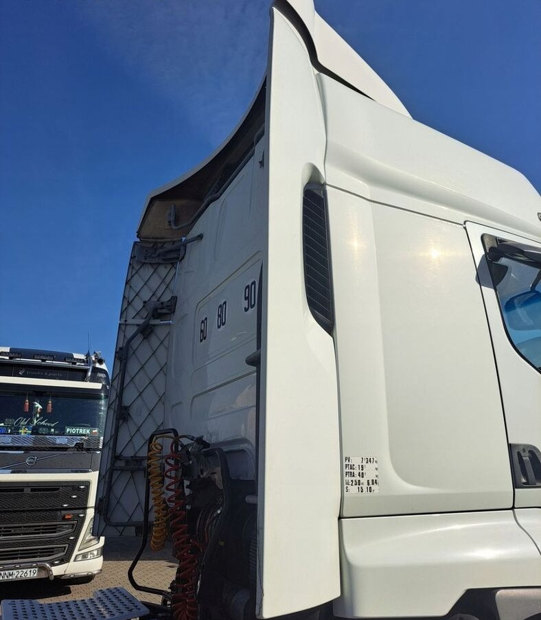 SPOILERY OWIEWKI KOMPLET RENAULT PREMIUM DXI - Aerodinamika/ Spojler za Kamion: slika 5 SPOILERY OWIEWKI KOMPLET RENAULT PREMIUM DXI - Aerodinamika/ Spojler za Kamion: slika 5