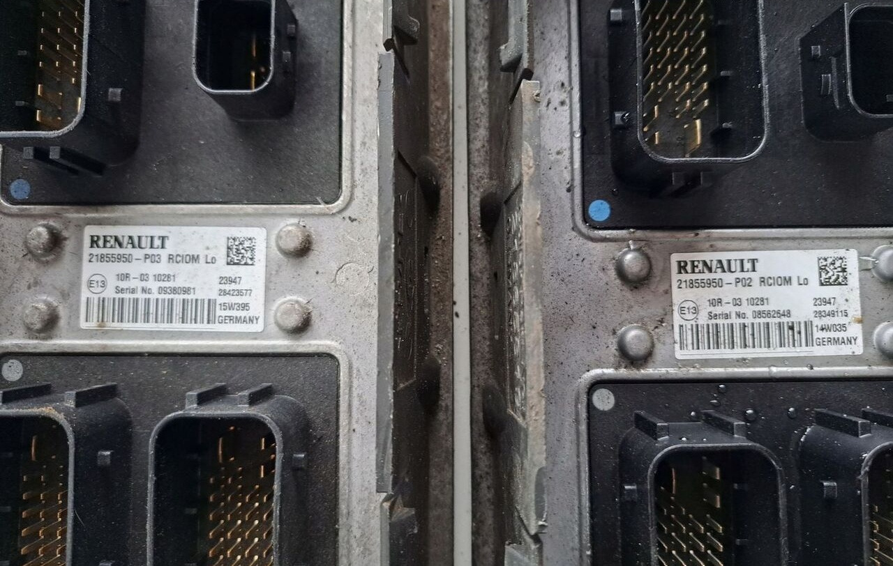 STEROWNIK RCIOM RENAULT T RANGE GAMA T 21855950 P03 / P02 21855950 - Upravljačka jedinica za Kamion: slika 2 STEROWNIK RCIOM RENAULT T RANGE GAMA T 21855950 P03 / P02 21855950 - Upravljačka jedinica za Kamion: slika 2