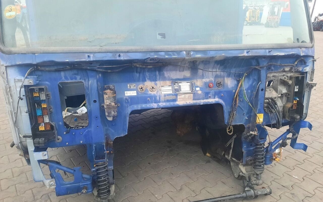 VOLVO KABINA GOŁA SZKIELET GLOBETROTTER VOLVO FH 12 13 - Kabina za Kamion: slika 4 VOLVO KABINA GOŁA SZKIELET GLOBETROTTER VOLVO FH 12 13 - Kabina za Kamion: slika 4