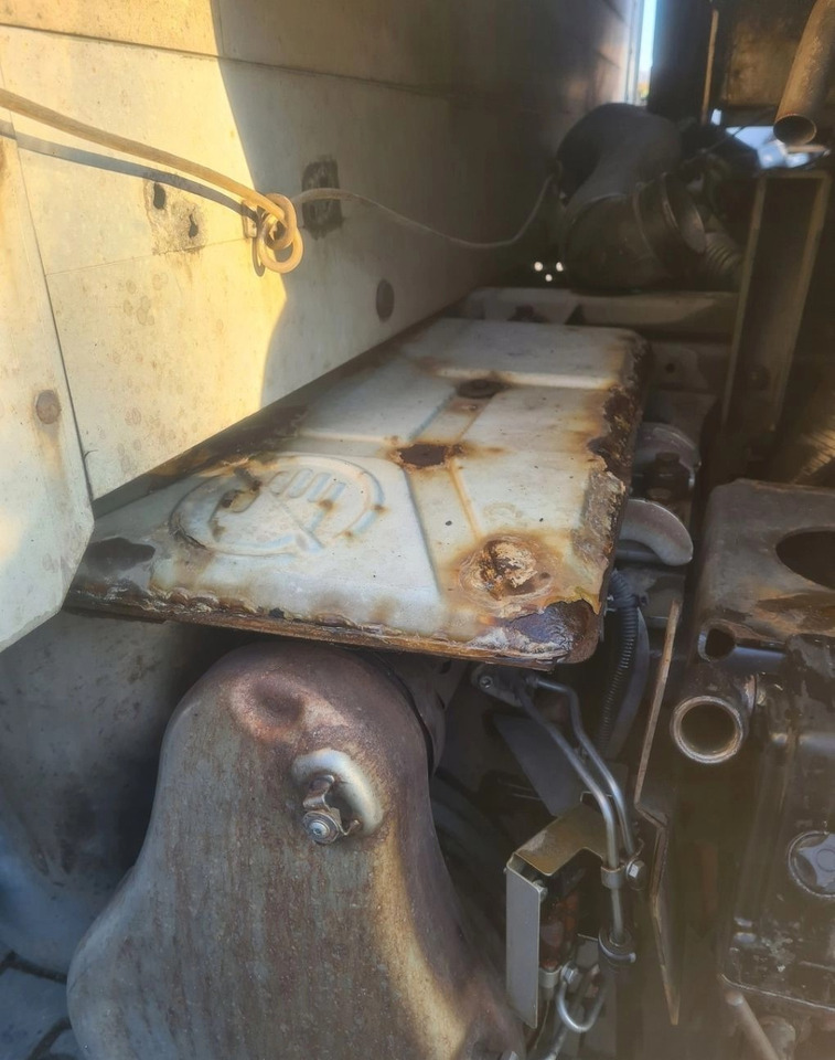 VOLVO- KOMPLETNY D5K D8K - Katalizator: slika 5 VOLVO- KOMPLETNY D5K D8K - Katalizator: slika 5