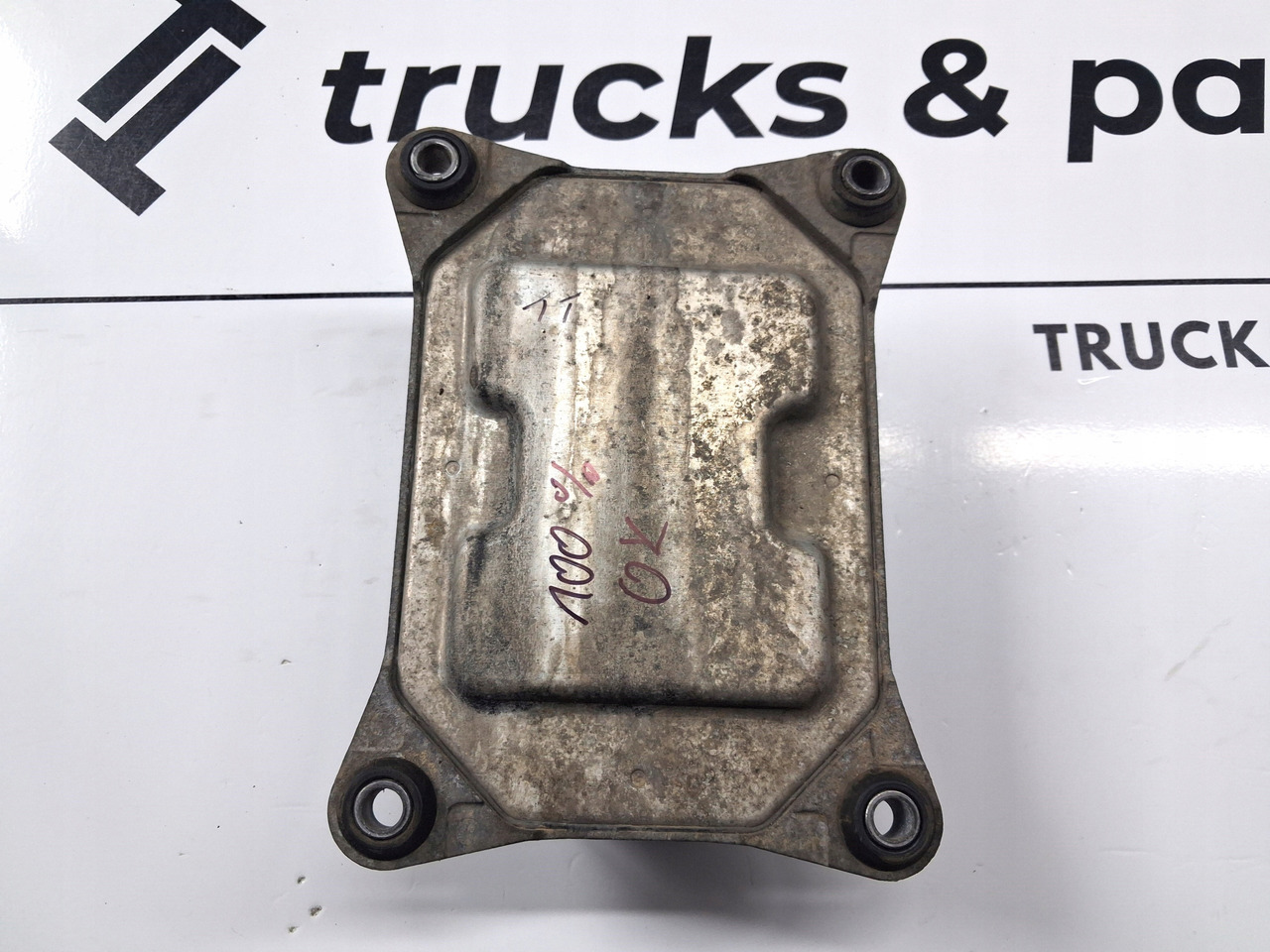 VOLVO STEROWNIK MODUŁ ŚWIATEŁ FCIOM VOLVO FH 4 FM 4 FMX 21855896 P04 - Električni sistem za Kamion: slika 3 VOLVO STEROWNIK MODUŁ ŚWIATEŁ FCIOM VOLVO FH 4 FM 4 FMX 21855896 P04 - Električni sistem za Kamion: slika 3