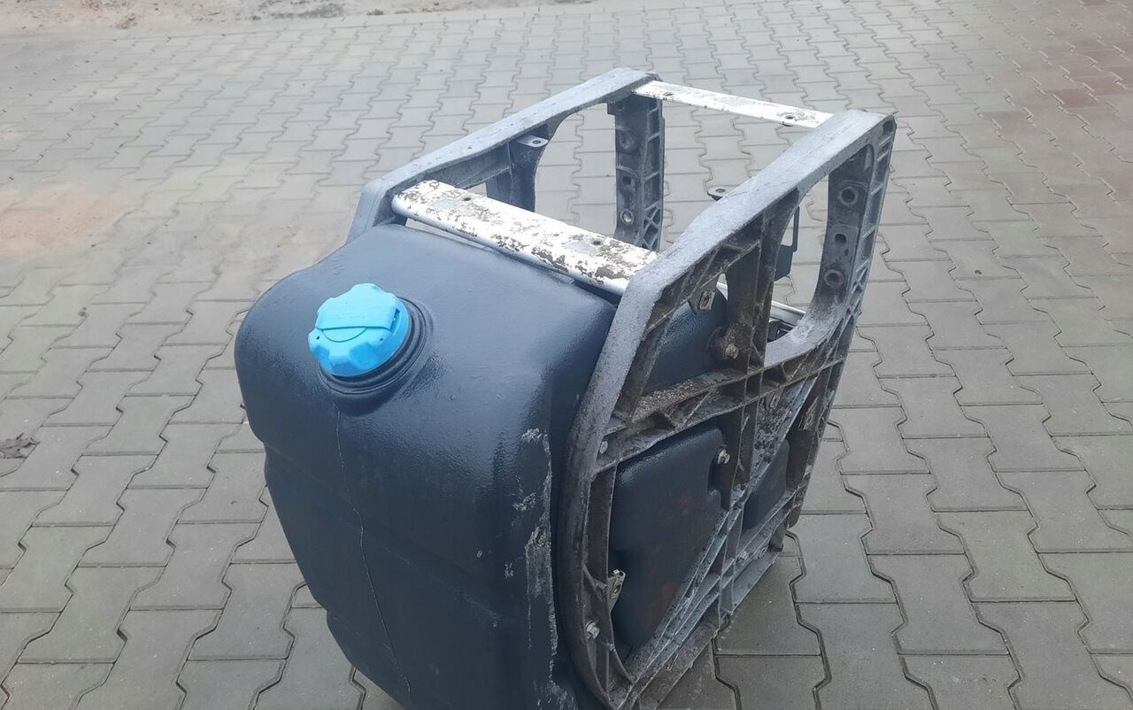 Volvo FH 4 - Rezervoar za AdBlue tečnost za Kamion: slika 4 Volvo FH 4 - Rezervoar za AdBlue tečnost za Kamion: slika 4