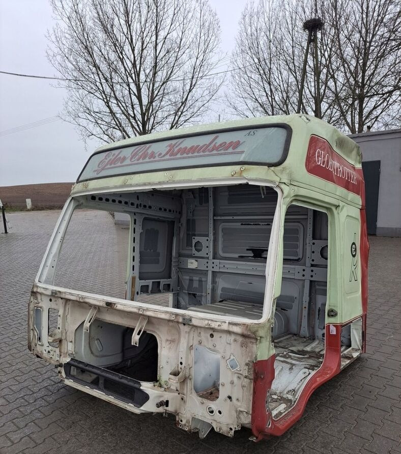 Volvo FM 4 - Kabina za Kamion: slika 2 Volvo FM 4 - Kabina za Kamion: slika 2