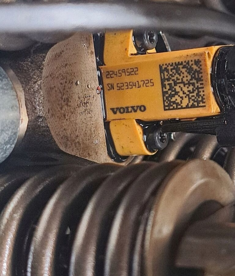 Volvo POMPOWTRYSKI COMMON RAIL FM 4 D11K RENAULT GAMA T DTI 11   Delphi RAIL VOLVO FM 4 D11K RENAULT GAMA T DTI 11 - Ubrizgač za Kamion: slika 2 Volvo POMPOWTRYSKI COMMON RAIL FM 4 D11K RENAULT GAMA T DTI 11   Delphi RAIL VOLVO FM 4 D11K RENAULT GAMA T DTI 11 - Ubrizgač za Kamion: slika 2