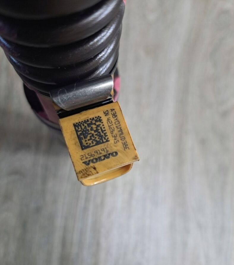 Volvo POMPOWTRYSKIWACZ RENAULT PREMIUM DXI 430 460 21569191 - Ubrizgač za Kamion: slika 2 Volvo POMPOWTRYSKIWACZ RENAULT PREMIUM DXI 430 460 21569191 - Ubrizgač za Kamion: slika 2