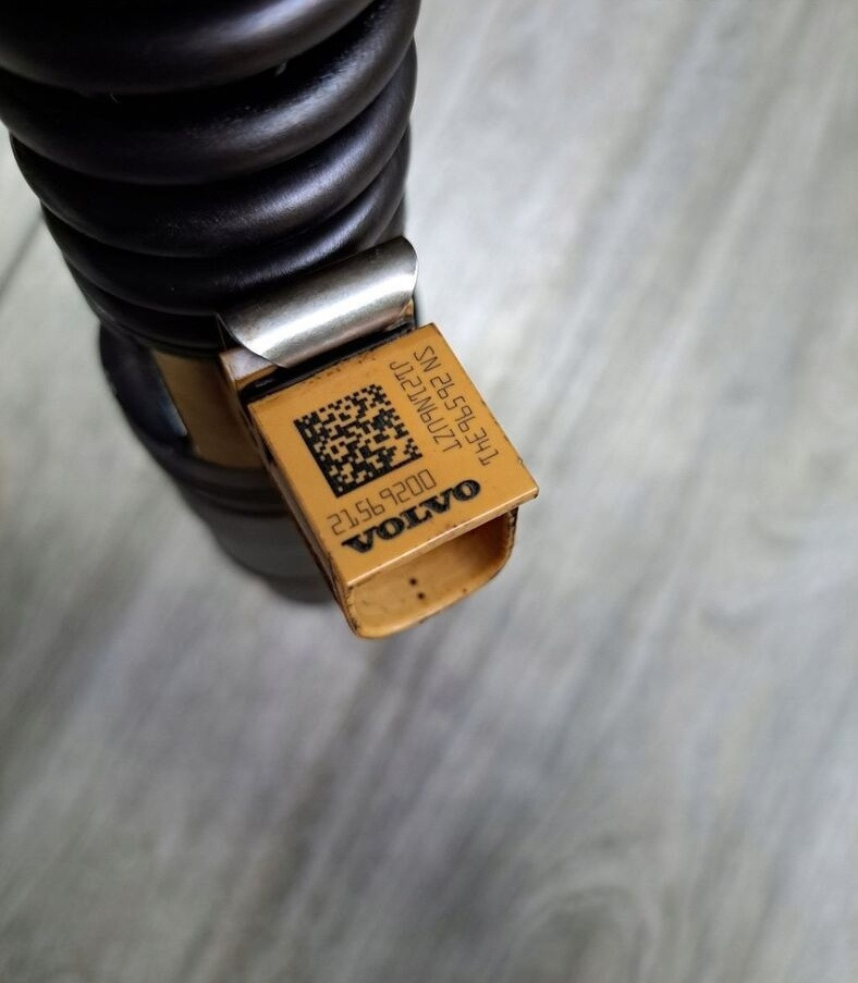 Volvo POMPOWTRYSKIWACZE RENAULT MAGNUM DXI VOLVO FH 13 4 21569200 - Ubrizgač za Kamion: slika 1 Volvo POMPOWTRYSKIWACZE RENAULT MAGNUM DXI VOLVO FH 13 4 21569200 - Ubrizgač za Kamion: slika 1