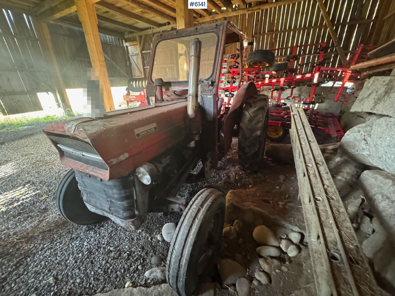 1967 Massey Ferguson 135. WATCH VIDEO! - Traktor: slika 5 1967 Massey Ferguson 135. WATCH VIDEO! - Traktor: slika 5