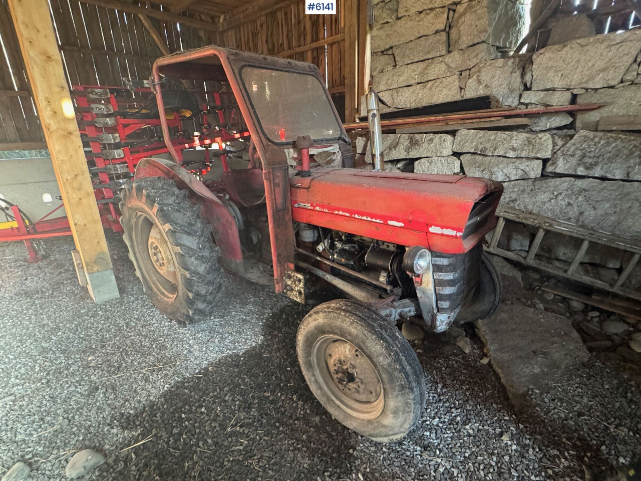 1967 Massey Ferguson 135. WATCH VIDEO! - Traktor: slika 1 1967 Massey Ferguson 135. WATCH VIDEO! - Traktor: slika 1