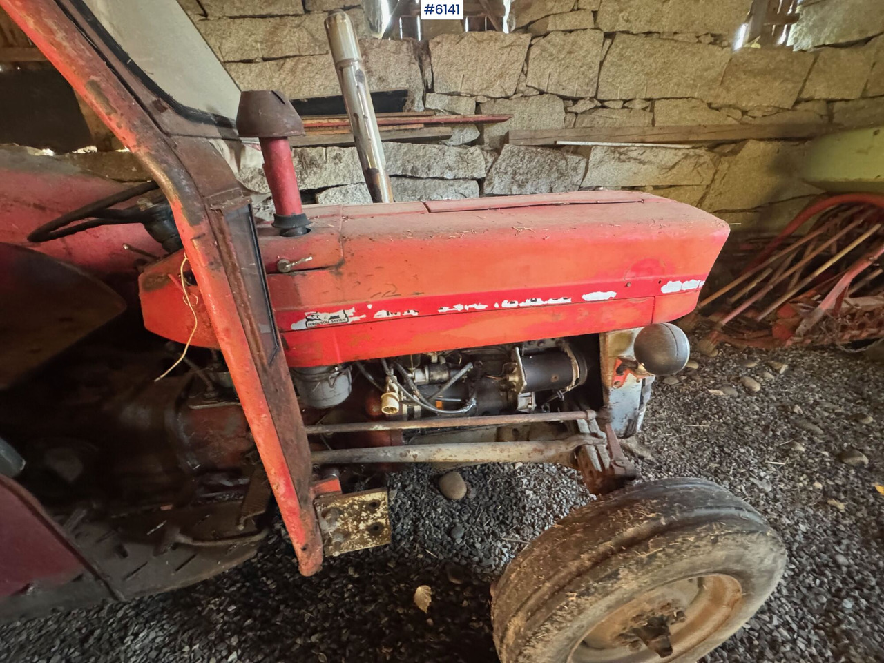 1967 Massey Ferguson 135. WATCH VIDEO! - Traktor: slika 3 1967 Massey Ferguson 135. WATCH VIDEO! - Traktor: slika 3