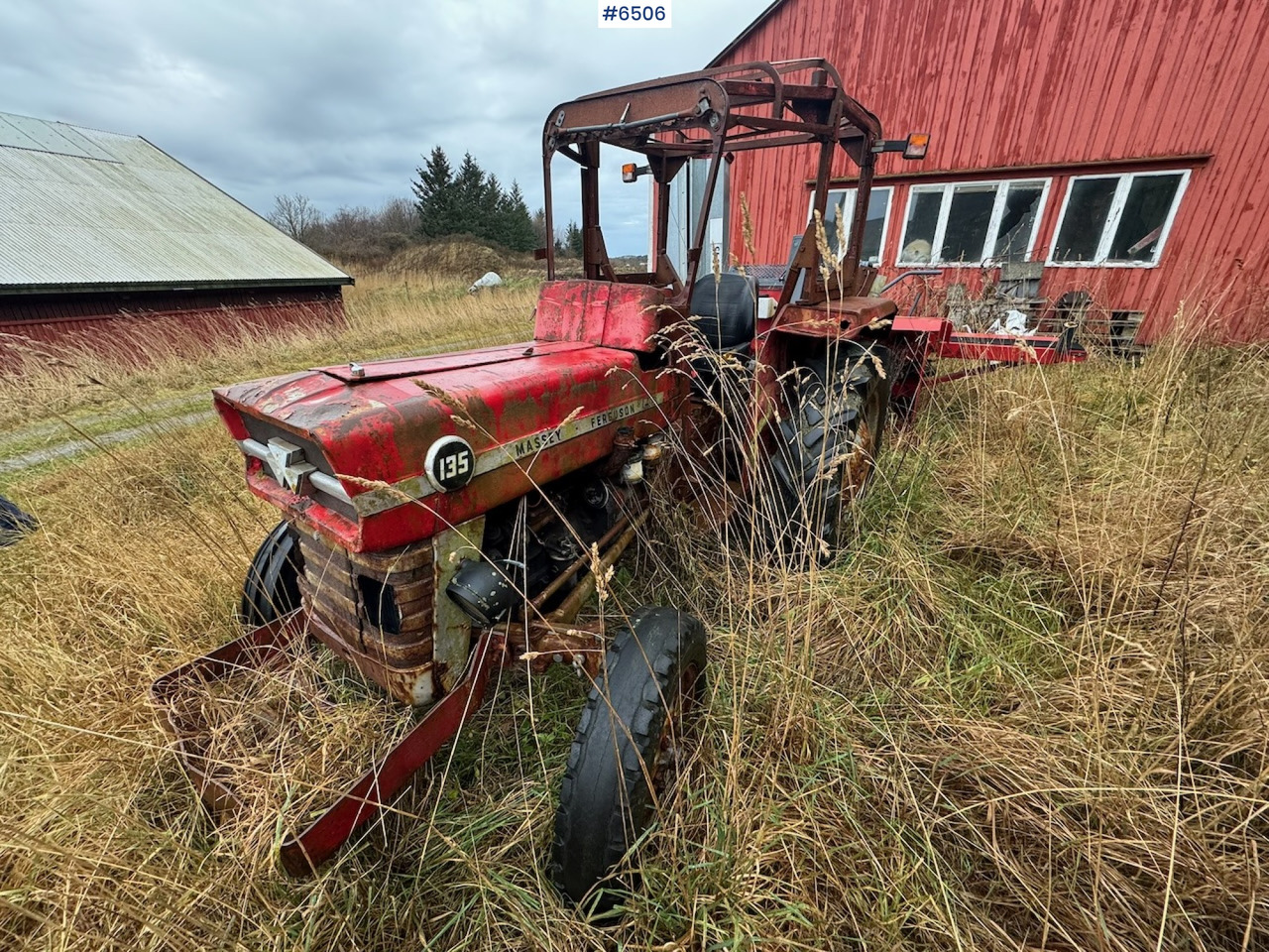 1971 Massey Ferguson 135 Tractor. Repair item - Traktor: slika 2 1971 Massey Ferguson 135 Tractor. Repair item - Traktor: slika 2
