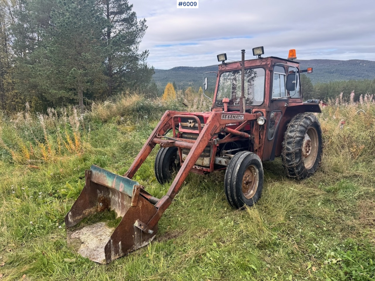 1971 Massey-Ferguson 135 incl. front loader, bucket, rear scraper, and log splitter/firewood machine - Traktor: slika 5 1971 Massey-Ferguson 135 incl. front loader, bucket, rear scraper, and log splitter/firewood machine - Traktor: slika 5