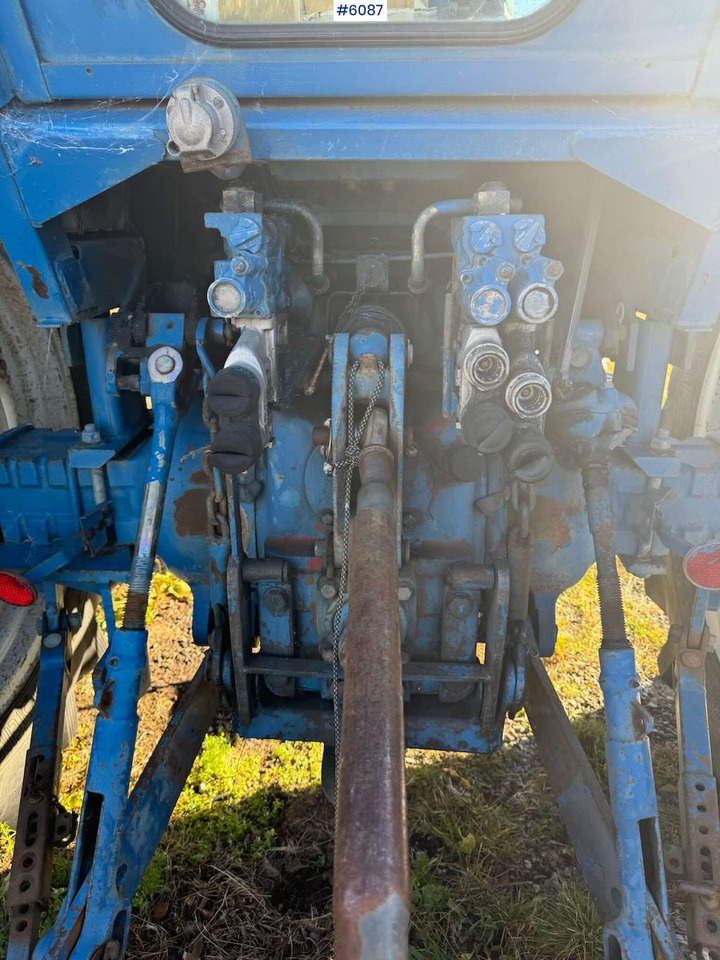 Traktor 1982 Ford 7610 4X4: slika 16 Traktor 1982 Ford 7610 4X4: slika 16