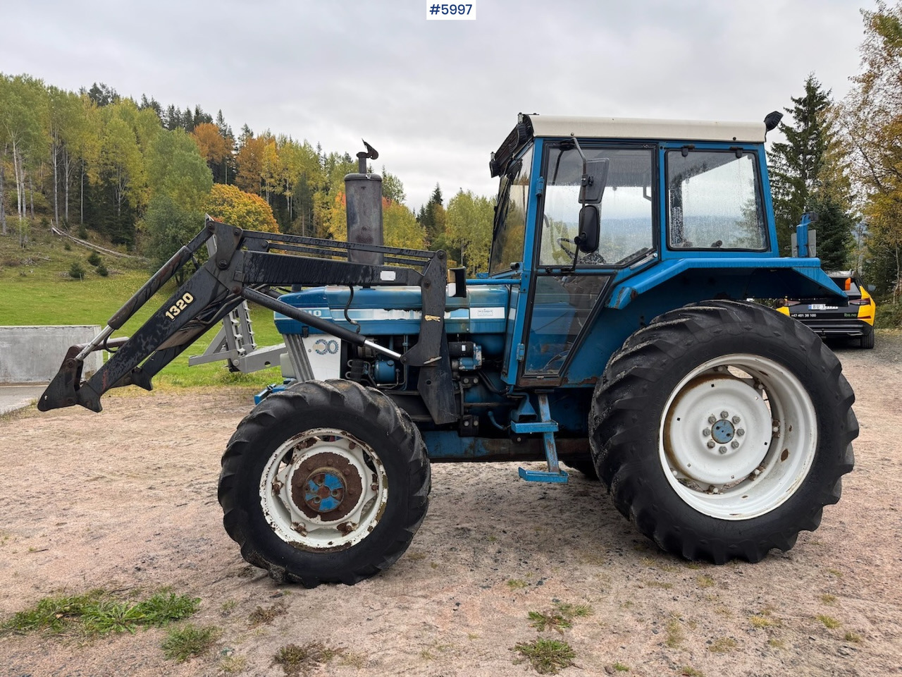 1983 Ford 5610 with Front Loader - Traktor: slika 4 1983 Ford 5610 with Front Loader - Traktor: slika 4