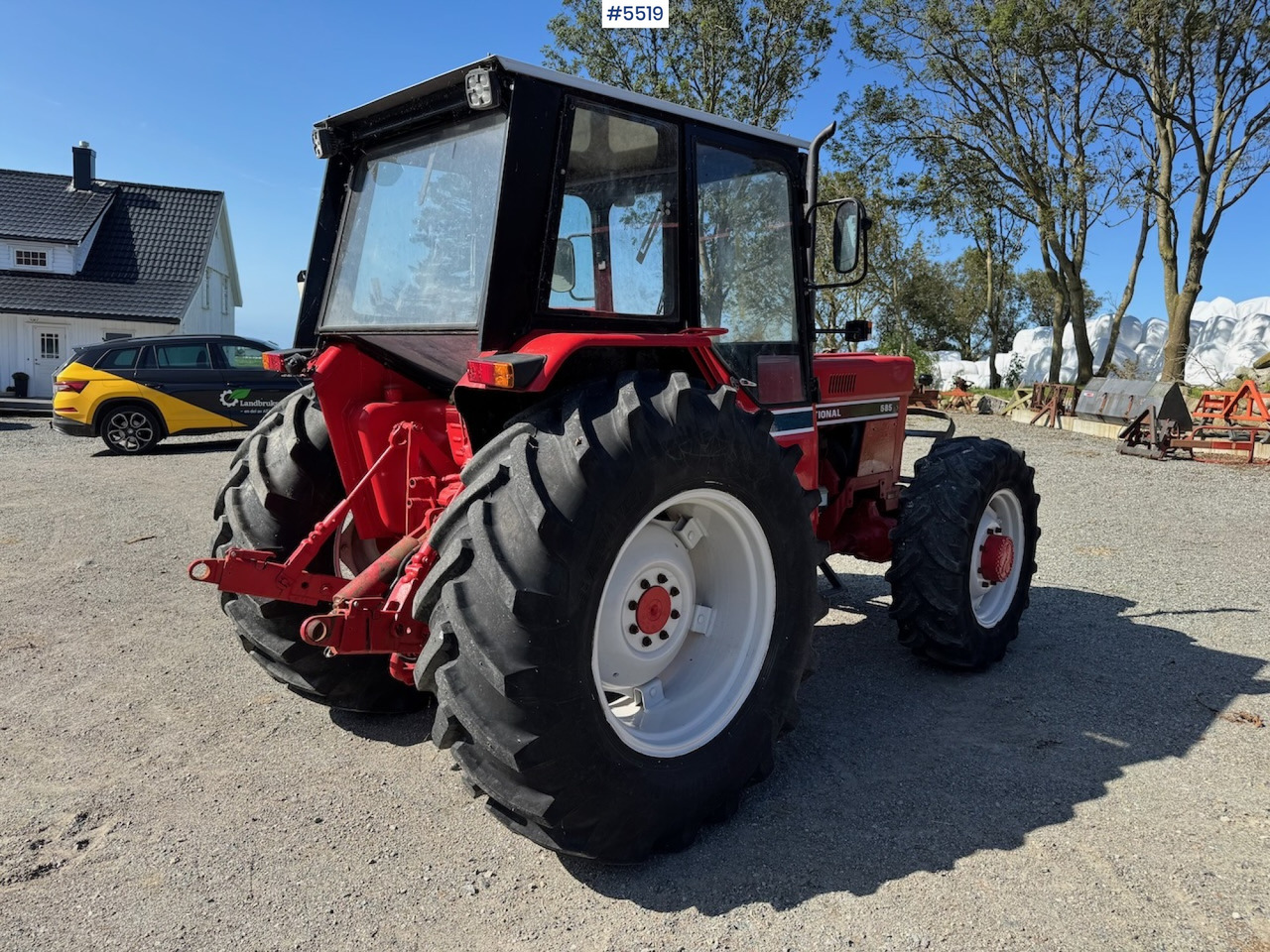 1983 International 585 - Traktor: slika 5 1983 International 585 - Traktor: slika 5