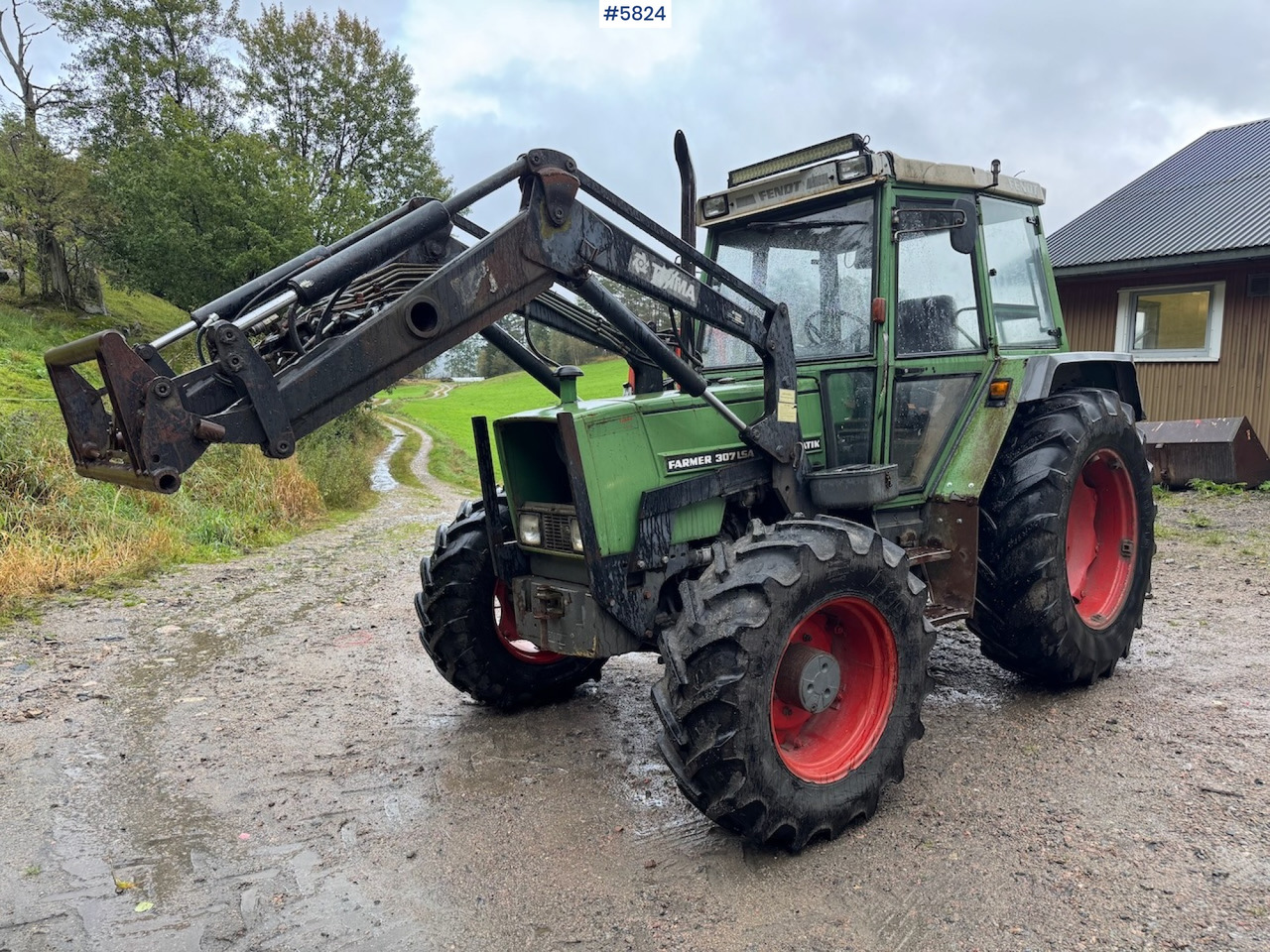 1991 Fendt Farmer 307 LSA w/ front loader. - Traktor: slika 2 1991 Fendt Farmer 307 LSA w/ front loader. - Traktor: slika 2