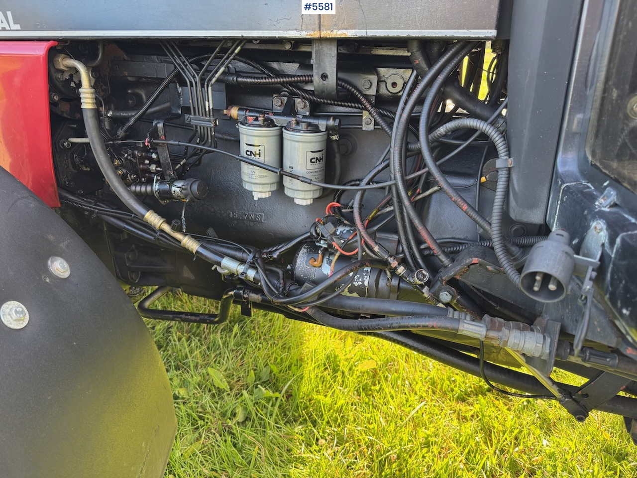 Traktor 1992 Case IH 845 XL w/ front hydraulics: slika 16