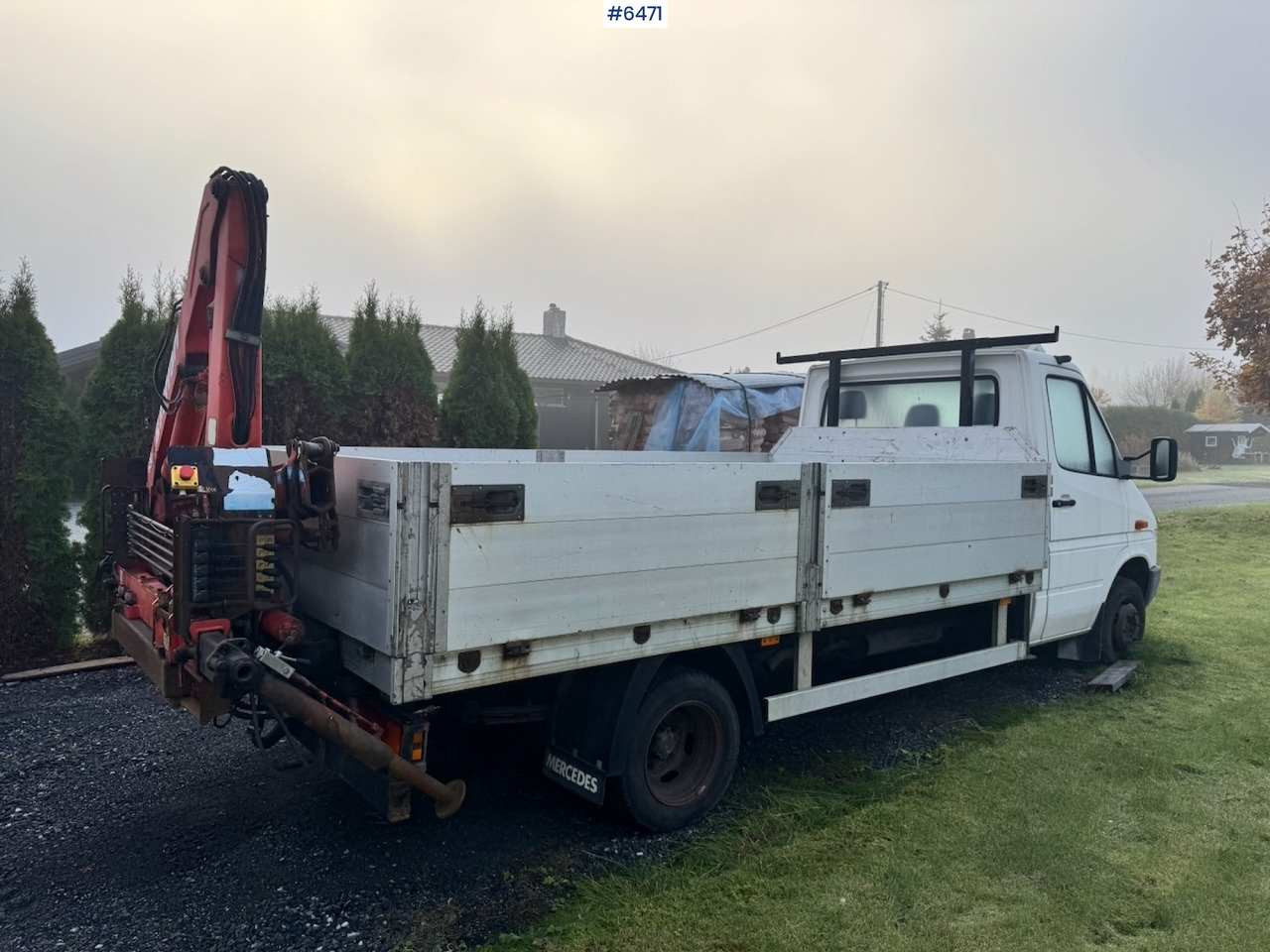 1996 Mercedes 412D Flatbed truck w/ Rear-mounted crane. - Dostavno vozilo s ravnom platformom: slika 5 1996 Mercedes 412D Flatbed truck w/ Rear-mounted crane. - Dostavno vozilo s ravnom platformom: slika 5