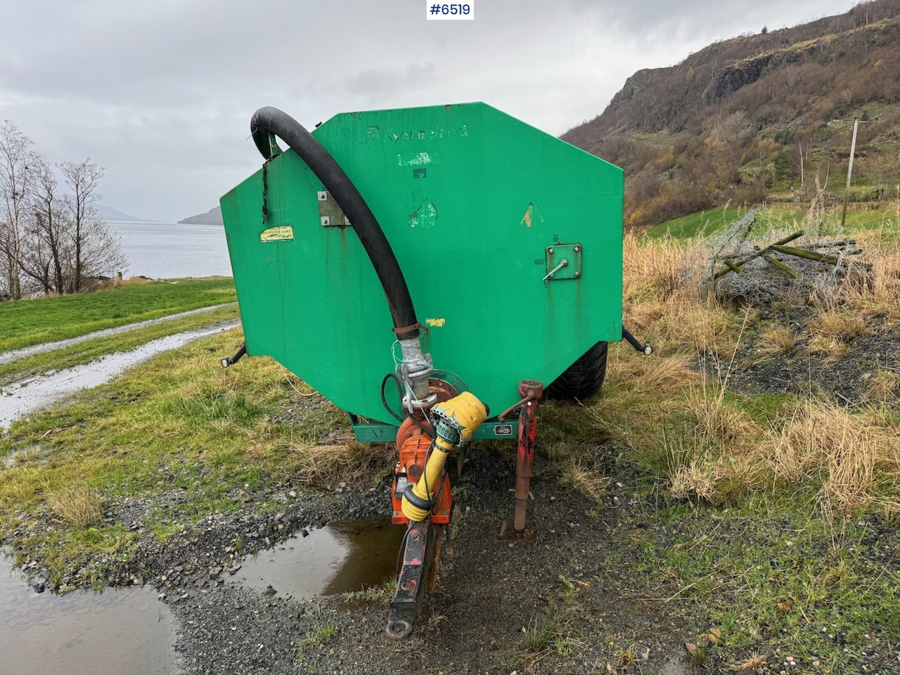 1997 Moi Guffen 15,000 liters w/ cannon. - Cisterna za osoku: slika 3 1997 Moi Guffen 15,000 liters w/ cannon. - Cisterna za osoku: slika 3