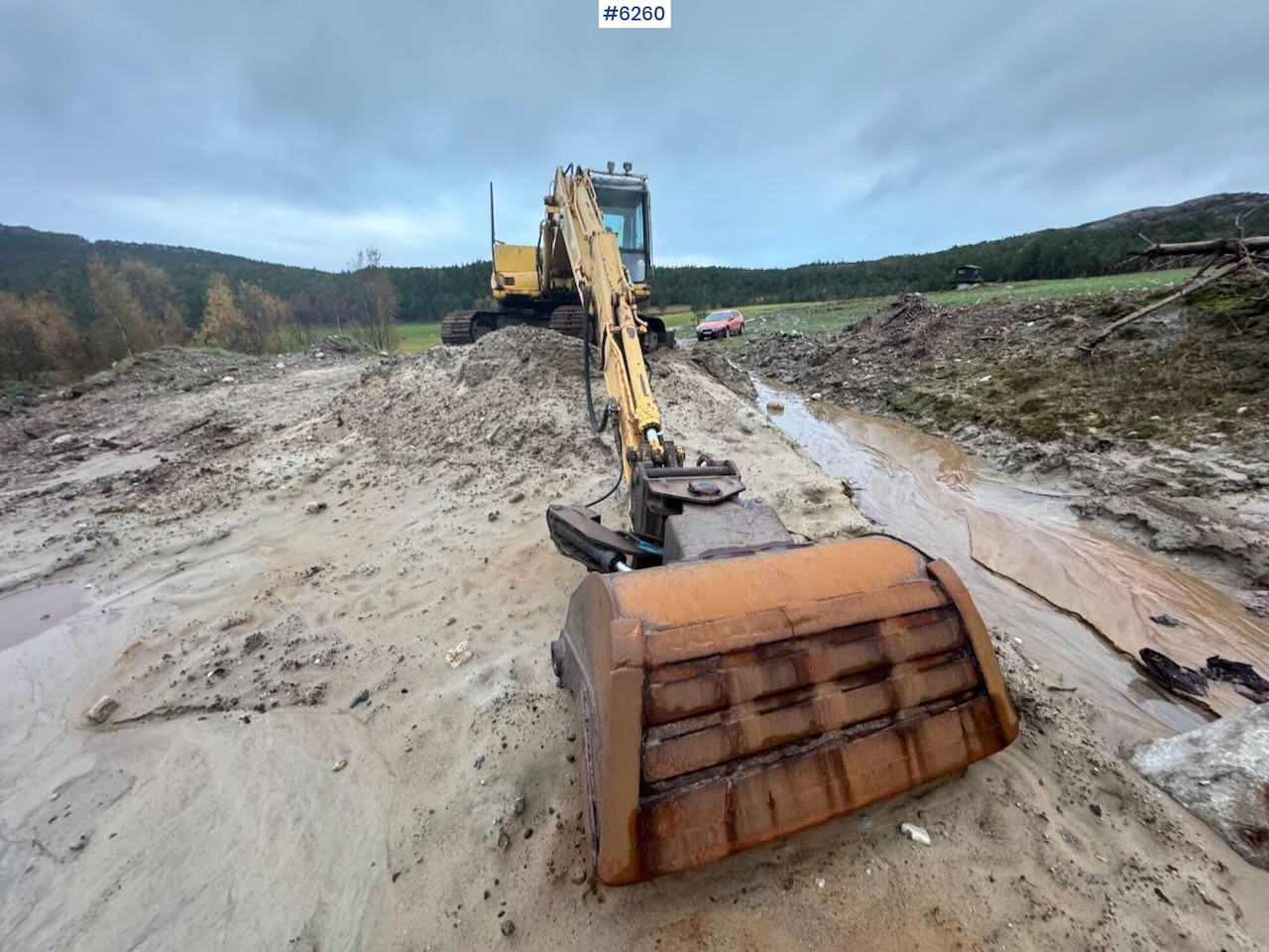 1998 Komatsu PC130-6K with Grading Bucket and Digging Bucket! - Bager: slika 5 1998 Komatsu PC130-6K with Grading Bucket and Digging Bucket! - Bager: slika 5