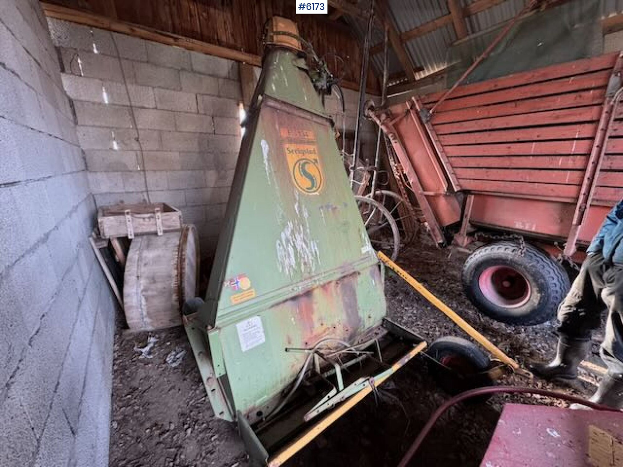 1998 Serigstad FS134 forage harvester - Oprema za prevrtanje i razlaganje: slika 4 1998 Serigstad FS134 forage harvester - Oprema za prevrtanje i razlaganje: slika 4