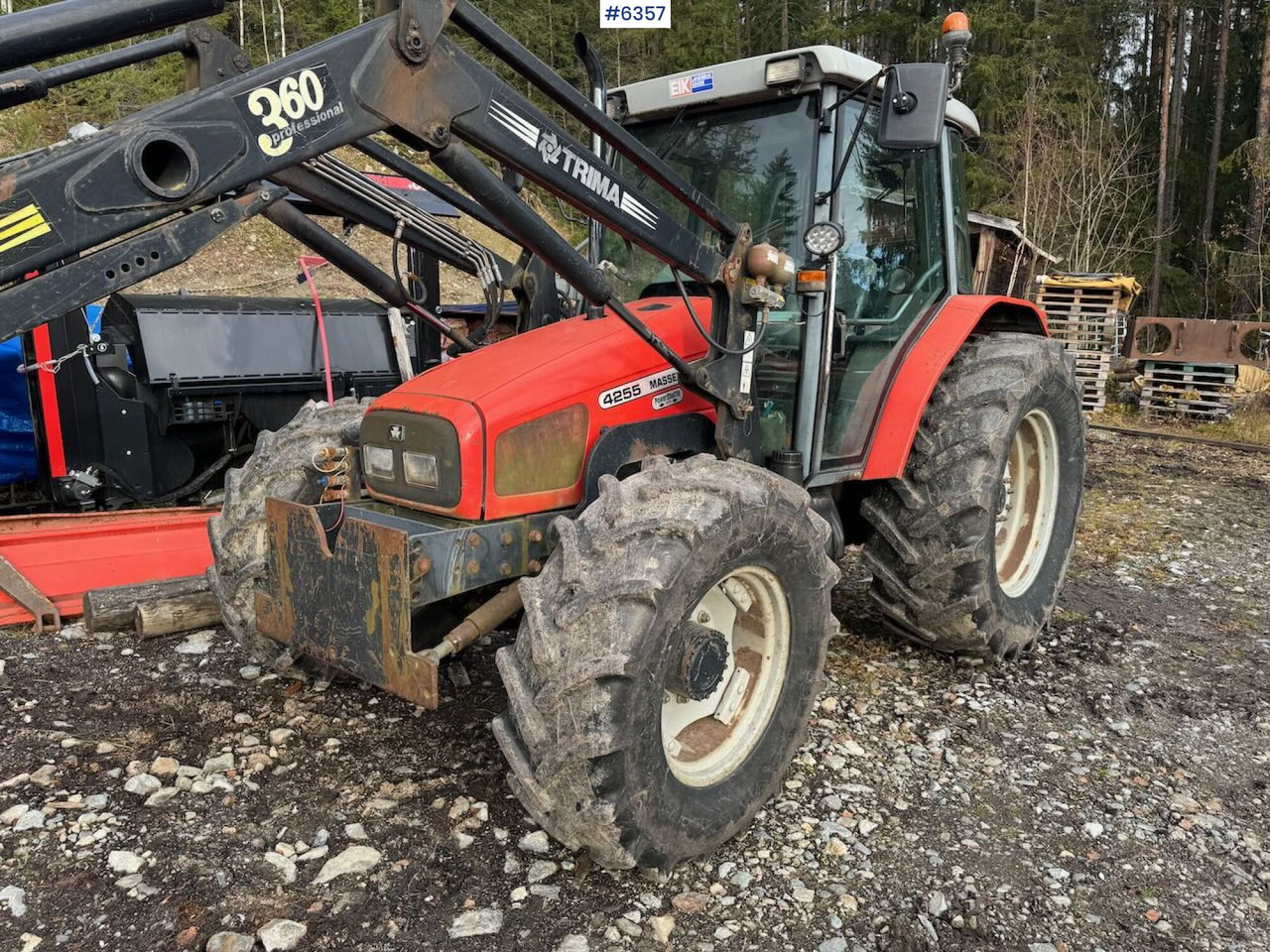 2000 Massey Ferguson 4255 m/ frontlaster - Traktor: slika 3 2000 Massey Ferguson 4255 m/ frontlaster - Traktor: slika 3