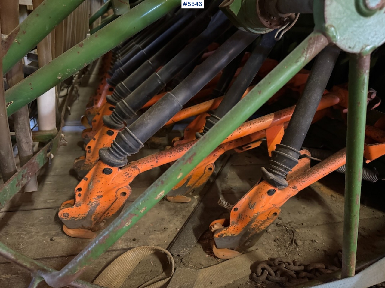 2002 Amazone VE 401 seed drill. - Sejalica: slika 5 2002 Amazone VE 401 seed drill. - Sejalica: slika 5