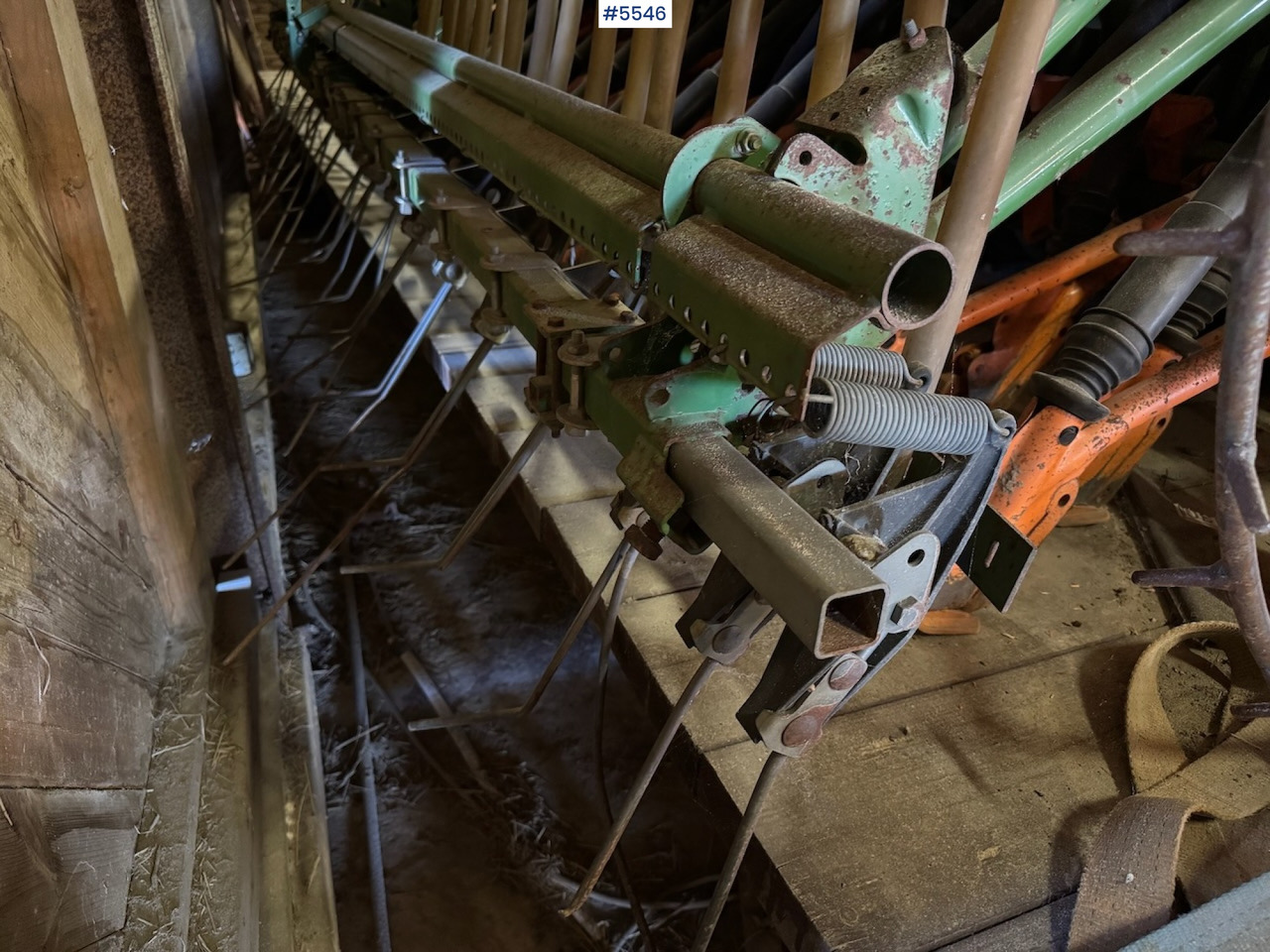 2002 Amazone VE 401 seed drill. - Sejalica: slika 4 2002 Amazone VE 401 seed drill. - Sejalica: slika 4