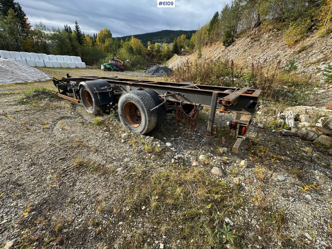2002 Istrail container trailer. Repair object. - Niska prikolica za prevoz: slika 4 2002 Istrail container trailer. Repair object. - Niska prikolica za prevoz: slika 4
