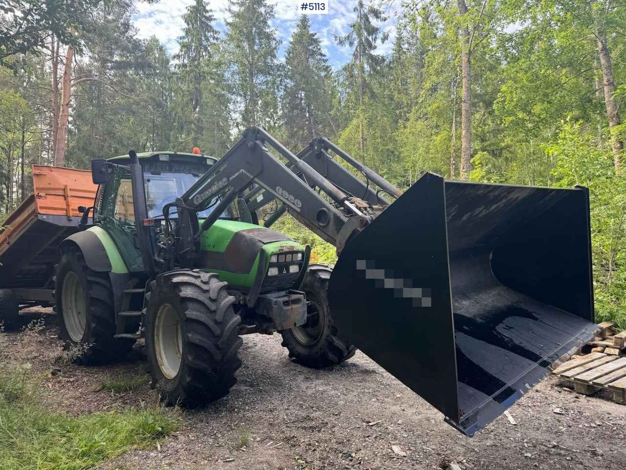 2004 Deutz-Fahr Agrotron TTV 1130 w/ front loader - Traktor: slika 2 2004 Deutz-Fahr Agrotron TTV 1130 w/ front loader - Traktor: slika 2