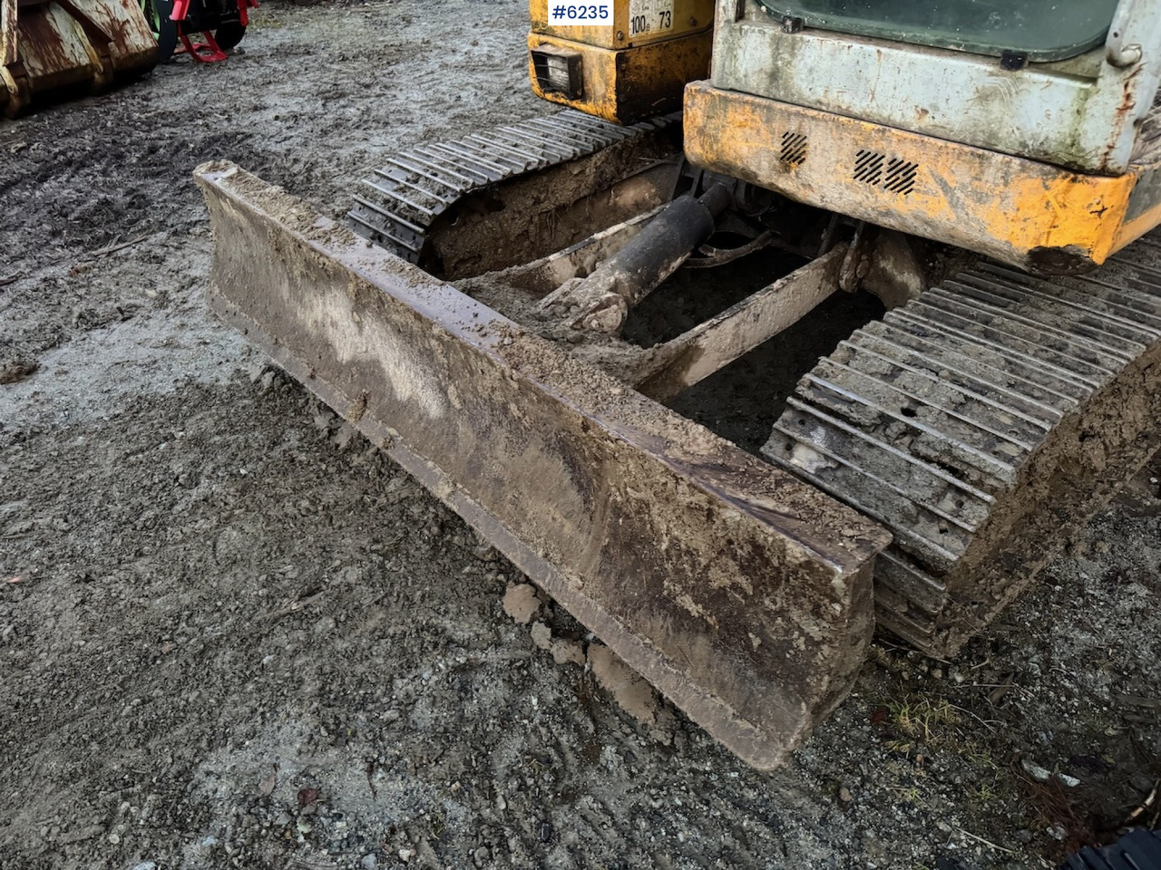 2004 Kato HD 308 US w/ 5 drawers, pincher, rake and spike hammer. - Bager: slika 4 2004 Kato HD 308 US w/ 5 drawers, pincher, rake and spike hammer. - Bager: slika 4