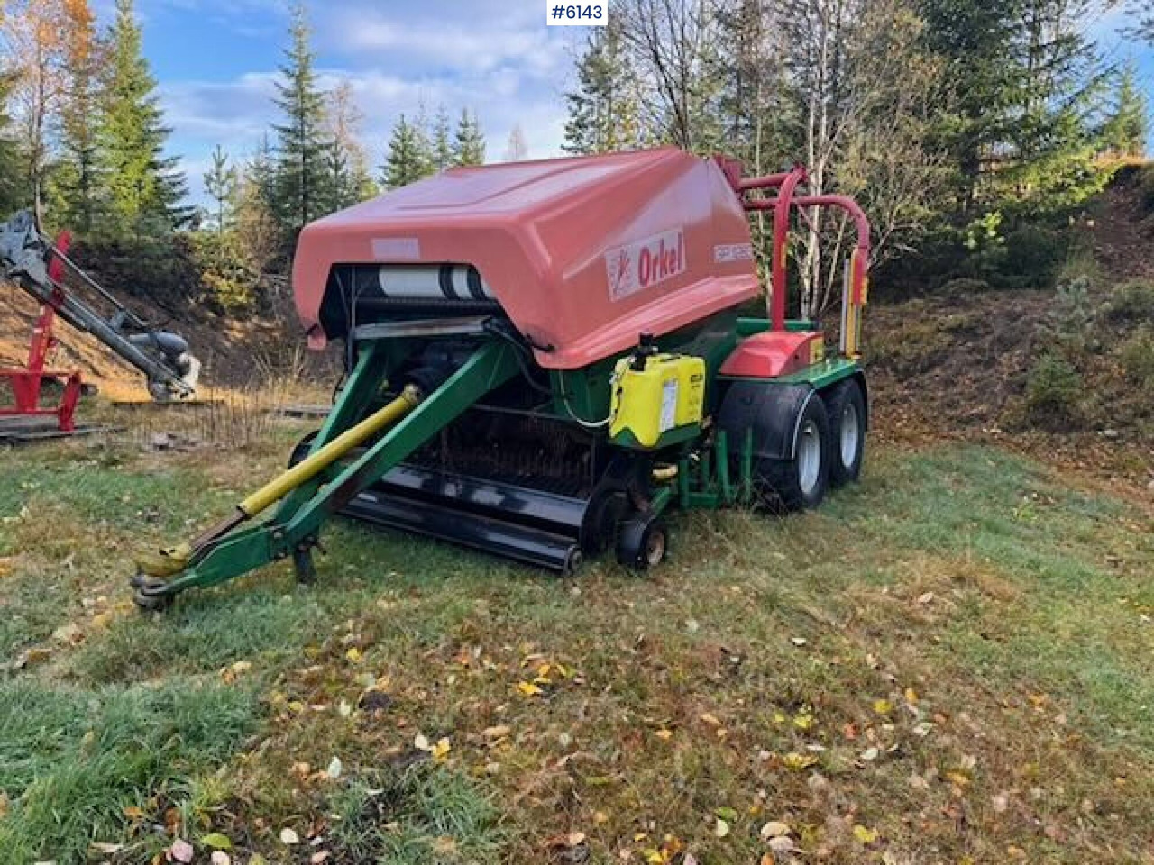 2004 Orkel 1260 combination baler-wrapper - Oprema za prevrtanje i razlaganje: slika 1 2004 Orkel 1260 combination baler-wrapper - Oprema za prevrtanje i razlaganje: slika 1