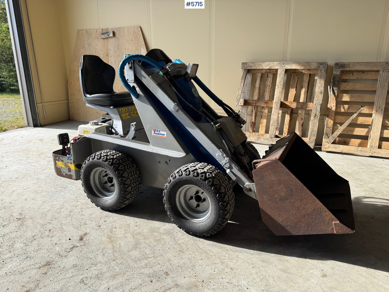 2005 Multione F14B - Zglobni utovarivač: slika 1 2005 Multione F14B - Zglobni utovarivač: slika 1