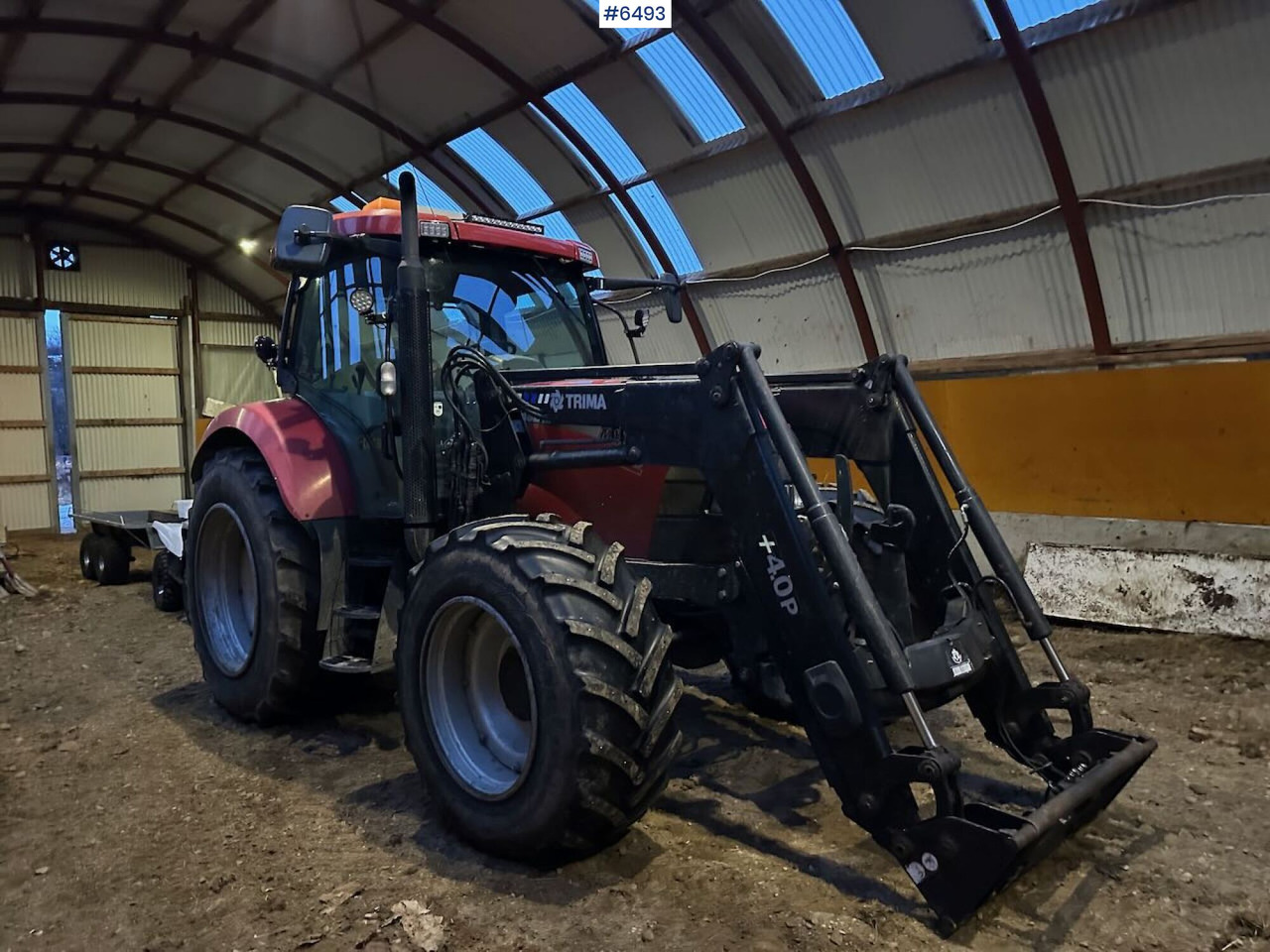 2007 CASE IH MXU 135 Pro 4x4 tractor w/ front loader. - Traktor: slika 5 2007 CASE IH MXU 135 Pro 4x4 tractor w/ front loader. - Traktor: slika 5