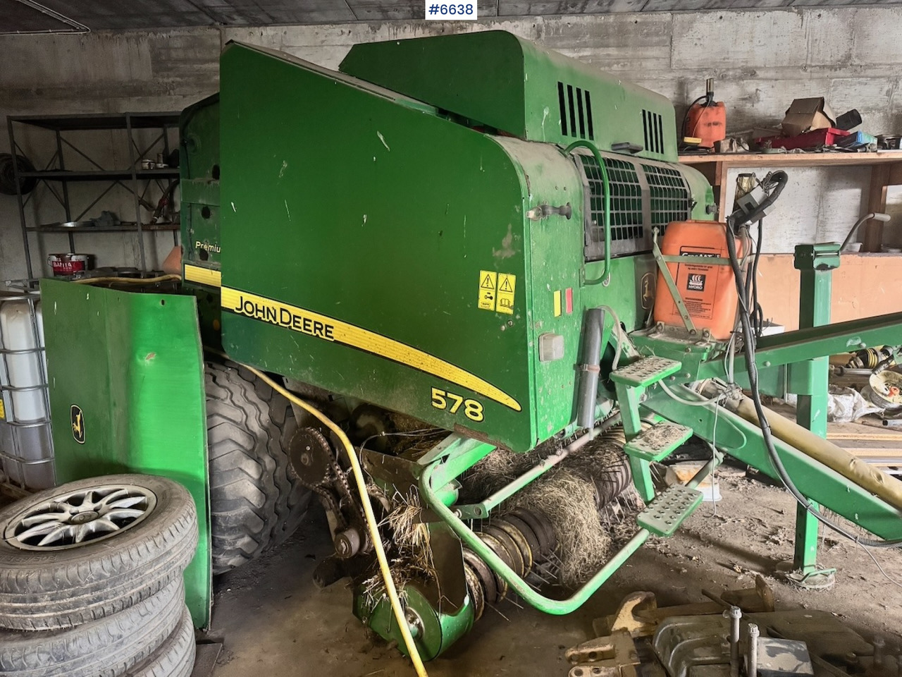 2007 John Deere 578 Round Baler. - Oprema za prevrtanje i razlaganje: slika 2 2007 John Deere 578 Round Baler. - Oprema za prevrtanje i razlaganje: slika 2