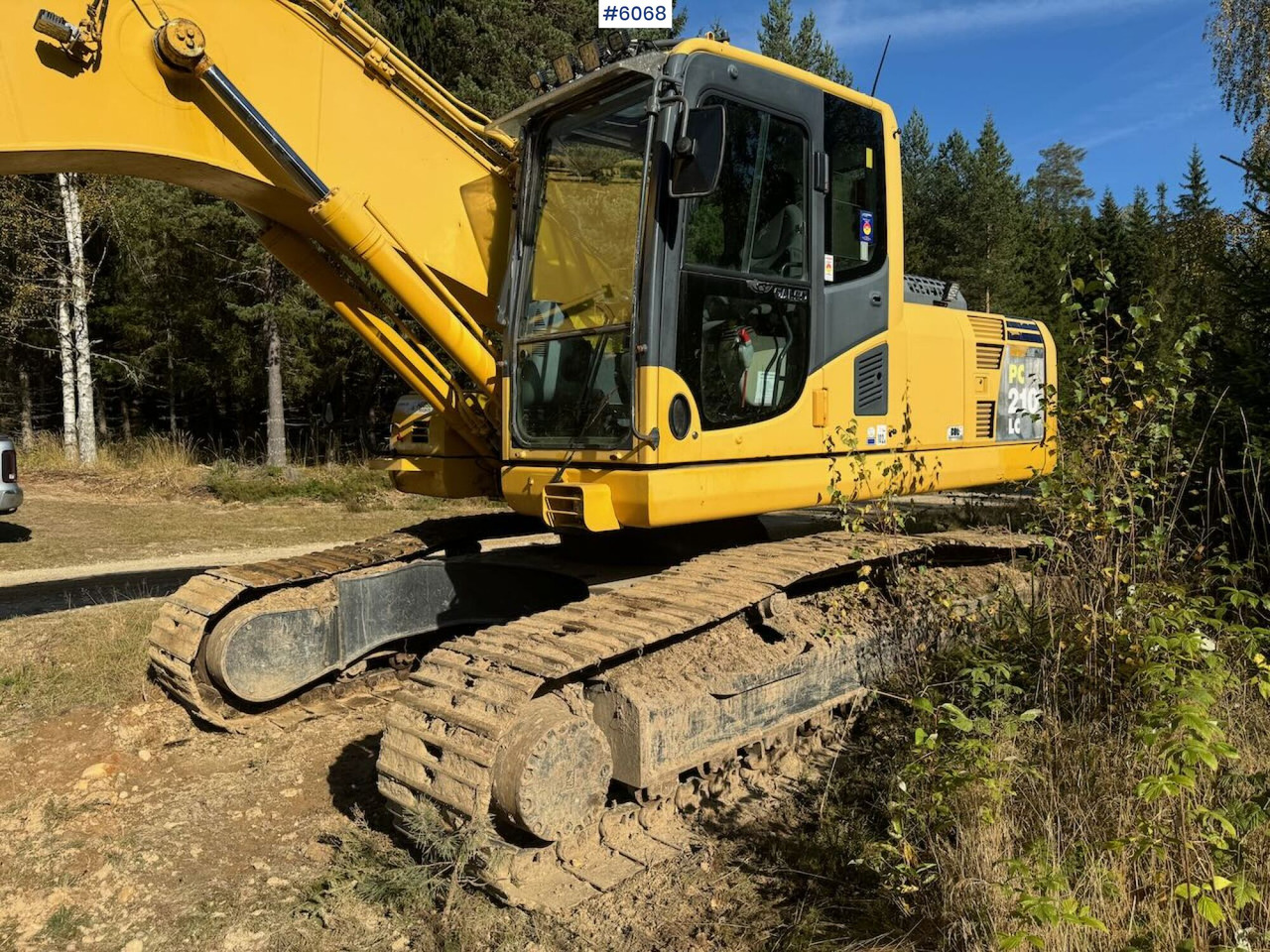 2007 Komatsu PC210LC Tracked Excavator with 3 buckets, tilt, grapple, and ripper. - Bager: slika 2 2007 Komatsu PC210LC Tracked Excavator with 3 buckets, tilt, grapple, and ripper. - Bager: slika 2