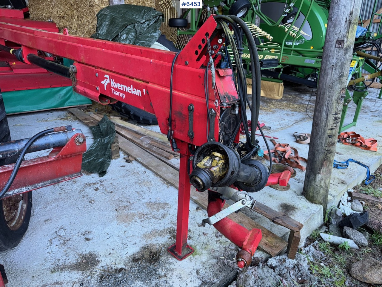 2011 Kverneland Taarup 4332 CT w/ BX Assembly belt - Oprema za prevrtanje i razlaganje: slika 5 2011 Kverneland Taarup 4332 CT w/ BX Assembly belt - Oprema za prevrtanje i razlaganje: slika 5