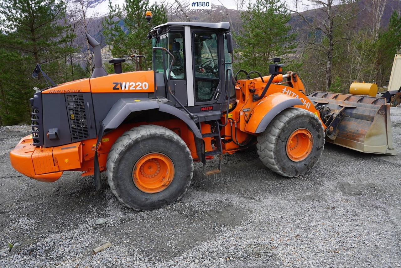 Utovarivač točkaš 2012 Hitachi ZW220: slika 8 Utovarivač točkaš 2012 Hitachi ZW220: slika 8