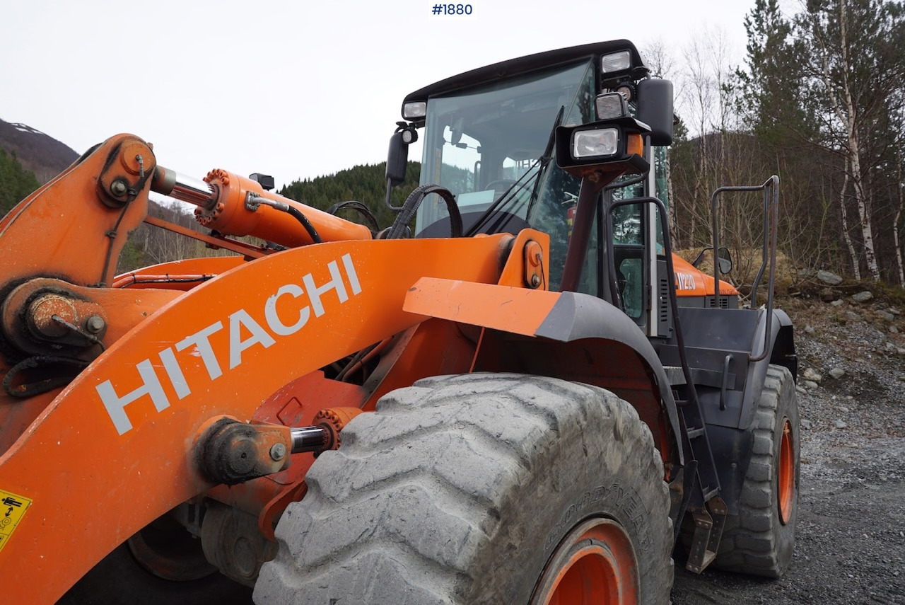 Utovarivač točkaš 2012 Hitachi ZW220: slika 16 Utovarivač točkaš 2012 Hitachi ZW220: slika 16