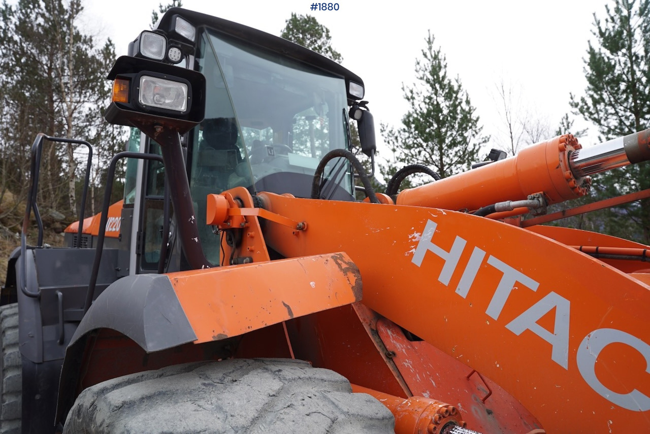 Utovarivač točkaš 2012 Hitachi ZW220: slika 14 Utovarivač točkaš 2012 Hitachi ZW220: slika 14