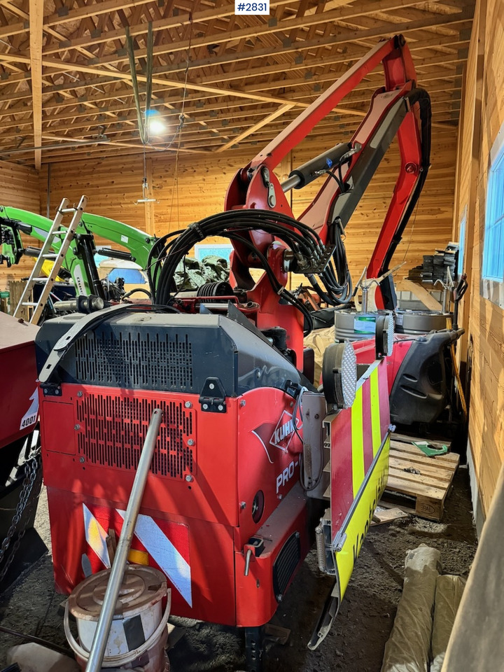 2012 Kuhn EP 6183 SPA pusher - Oprema za obradu zemljišta: slika 4 2012 Kuhn EP 6183 SPA pusher - Oprema za obradu zemljišta: slika 4