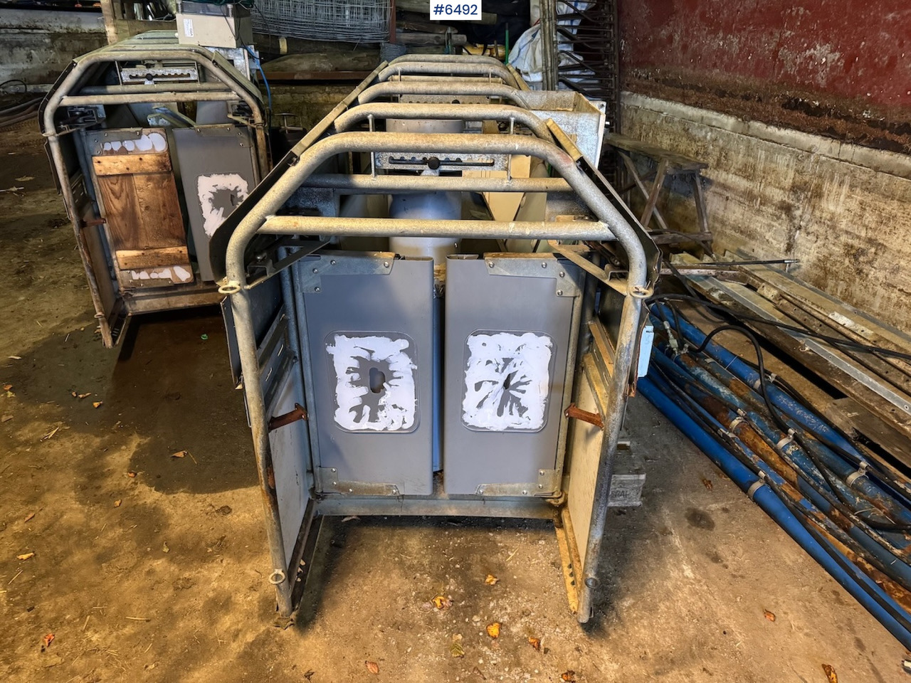2015 Reime Kraft feeders 2 pcs w/ screw and kraft feeder. - Oprema za stoku: slika 2 2015 Reime Kraft feeders 2 pcs w/ screw and kraft feeder. - Oprema za stoku: slika 2