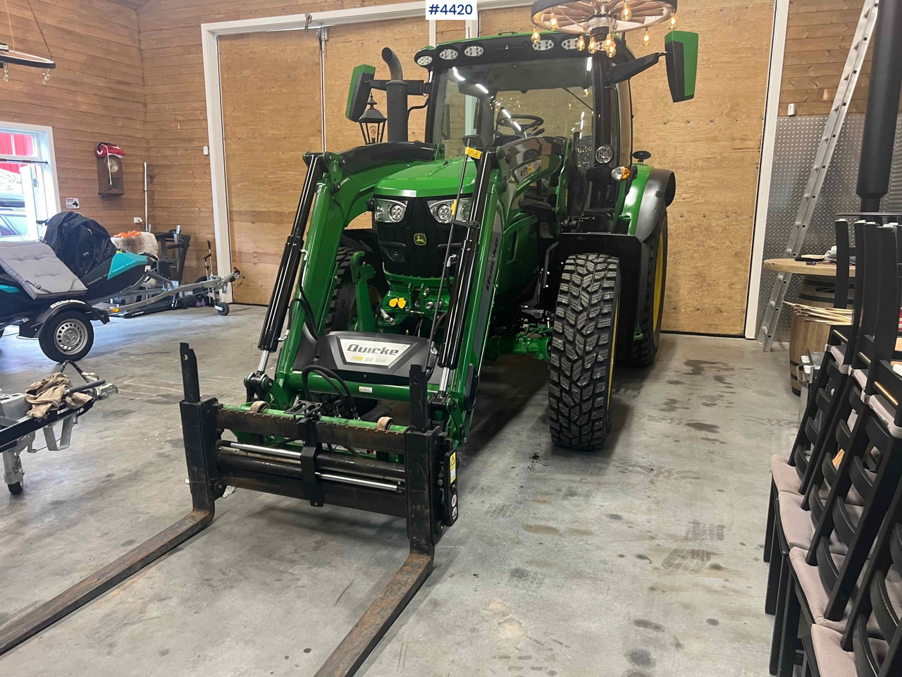 2024 John Deere 6150R w/ Quicke Front Loader & Bucket - Traktor: slika 3 2024 John Deere 6150R w/ Quicke Front Loader & Bucket - Traktor: slika 3