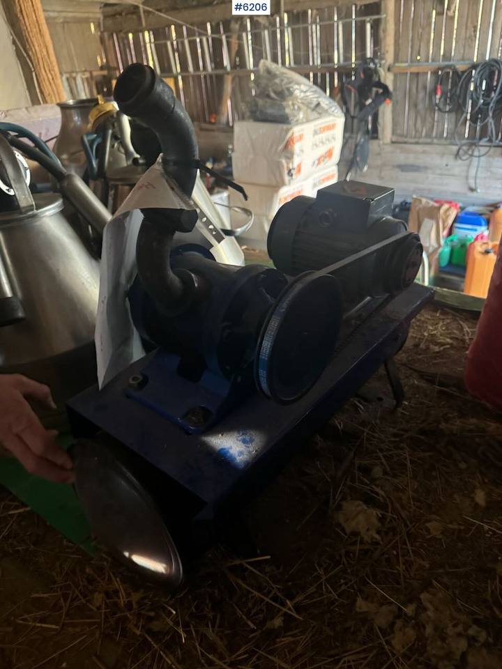 Asea milk separator device - Oprema za stoku: slika 2 Asea milk separator device - Oprema za stoku: slika 2