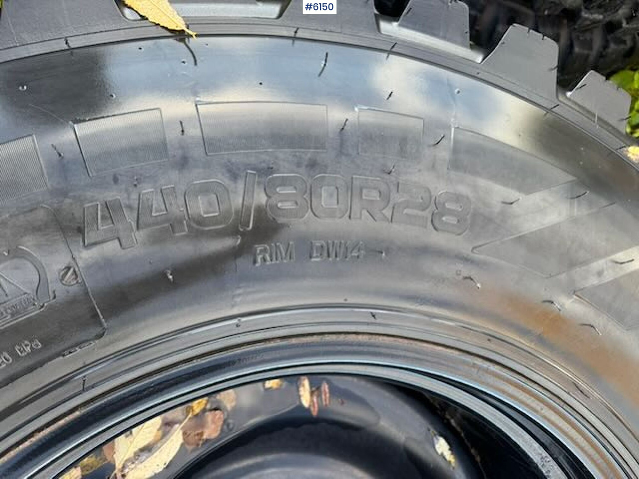 Complete set of Nokian studded tires - Guma za Poljoprivredna mašina: slika 5 Complete set of Nokian studded tires - Guma za Poljoprivredna mašina: slika 5
