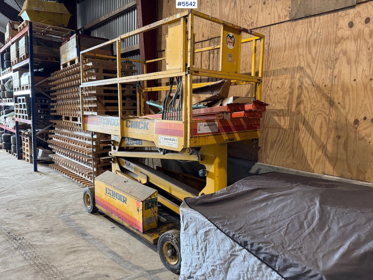 Condor Chick 2548 scissor lift. - Vazdušna platforma: slika 4 Condor Chick 2548 scissor lift. - Vazdušna platforma: slika 4