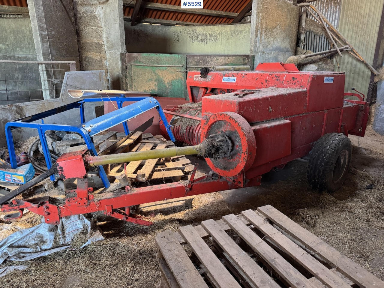 Deutz Fahr Square baler. - Oprema za prevrtanje i razlaganje: slika 2 Deutz Fahr Square baler. - Oprema za prevrtanje i razlaganje: slika 2