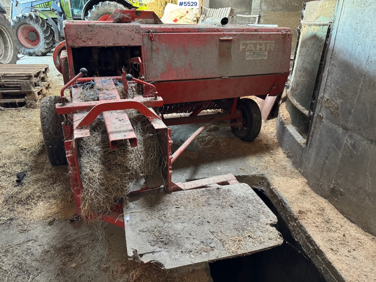 Deutz Fahr Square baler. - Oprema za prevrtanje i razlaganje: slika 4 Deutz Fahr Square baler. - Oprema za prevrtanje i razlaganje: slika 4