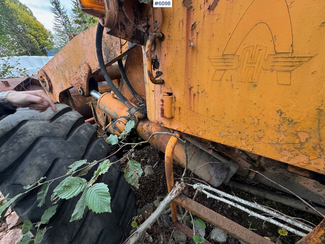 Utovarivač točkaš Hanomag wheel loader with bucket – repair object: slika 12 Utovarivač točkaš Hanomag wheel loader with bucket – repair object: slika 12