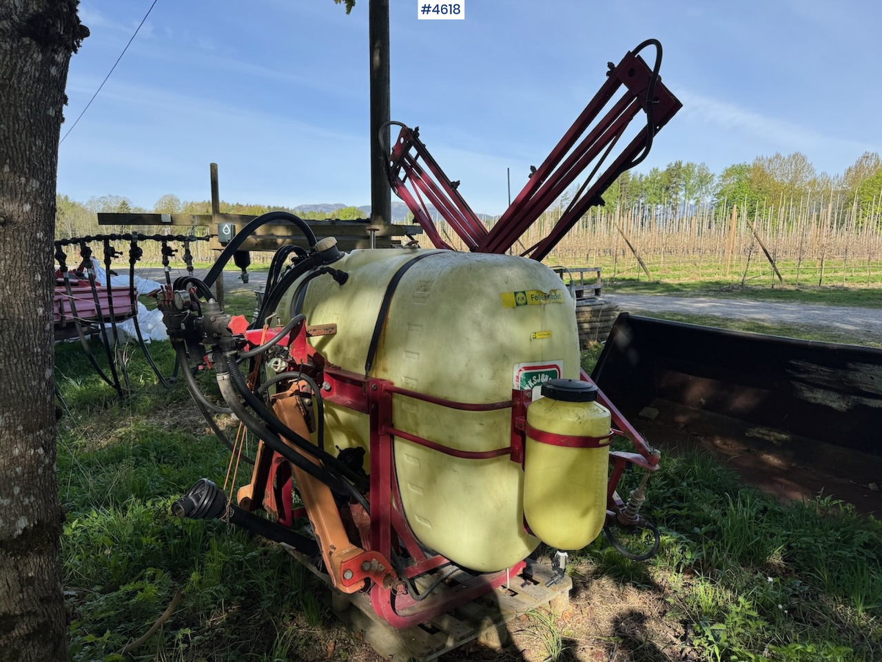 Hardi NK 800 w/ 10 m boom. - Prskalica: slika 5 Hardi NK 800 w/ 10 m boom. - Prskalica: slika 5